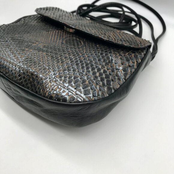 Bally Black Imitation Snake Leather Vintage Crossbody Bag - Picture 6 of 11